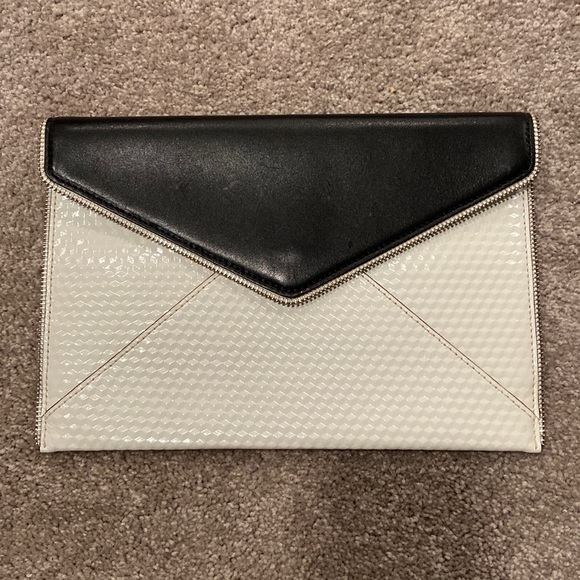 Rebecca Minkoff Handbags - Rebecca minkoff envelope clutch